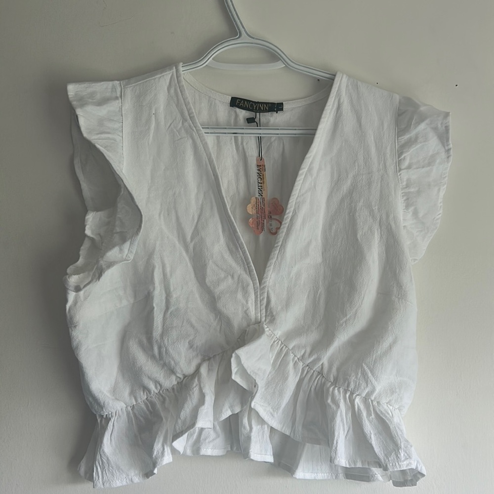 never worn white crop top